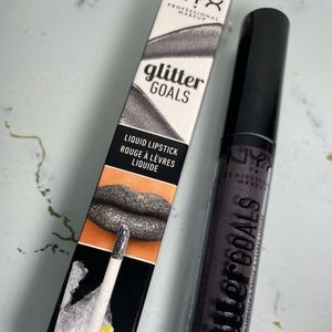 NYX Glitter Lipstick